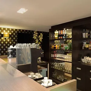 La Prima Fashion Hotell