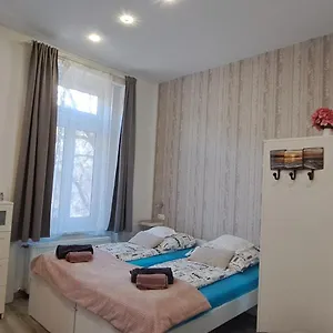 https://pompr-apartman.szeged-hotels.com