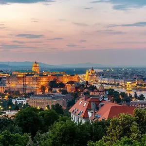 On Gellert Hill Downtown With Free Garage & Castle View Budapesta